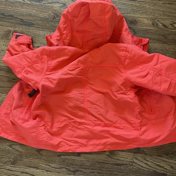 Gap Kids Rain Resistant Jacket 4/5 - Picture 5 of 7